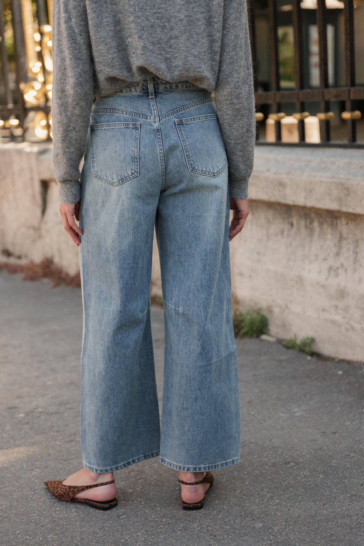 Jean Brook : Light blue / 34